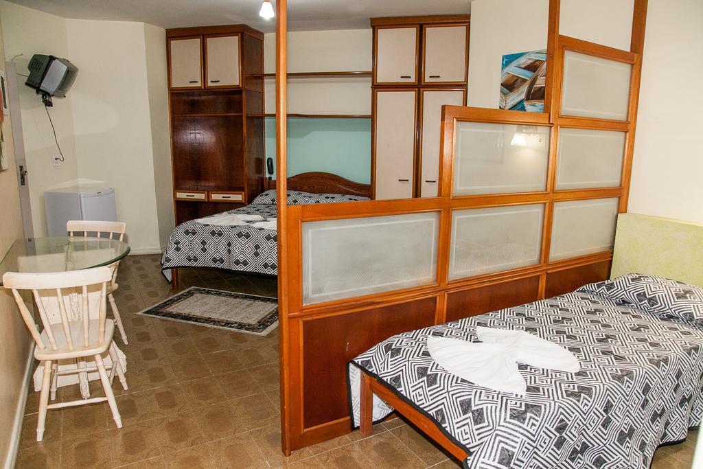 ホテル Residencial Ilha Dourada ゴヴェルナドール・セウソ・ラーモス 部屋 写真